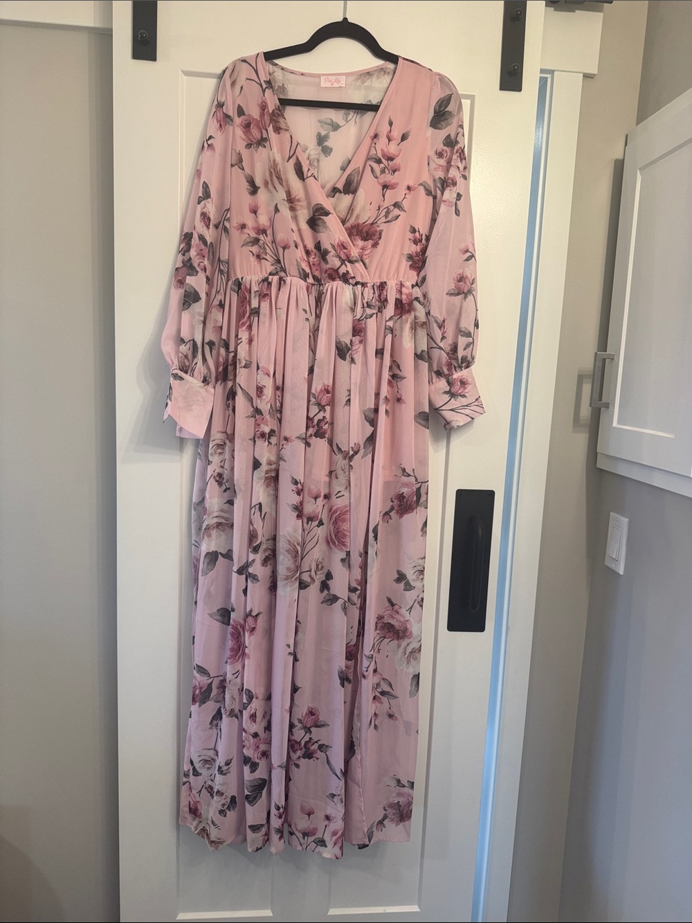 Pink Lily Pink Floral Maxi Dress (never worn)